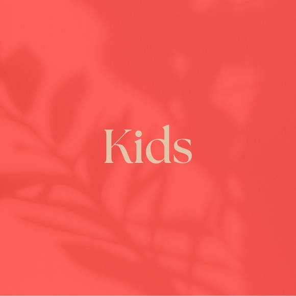 Kid’s Clothes - Picture 1 of 1